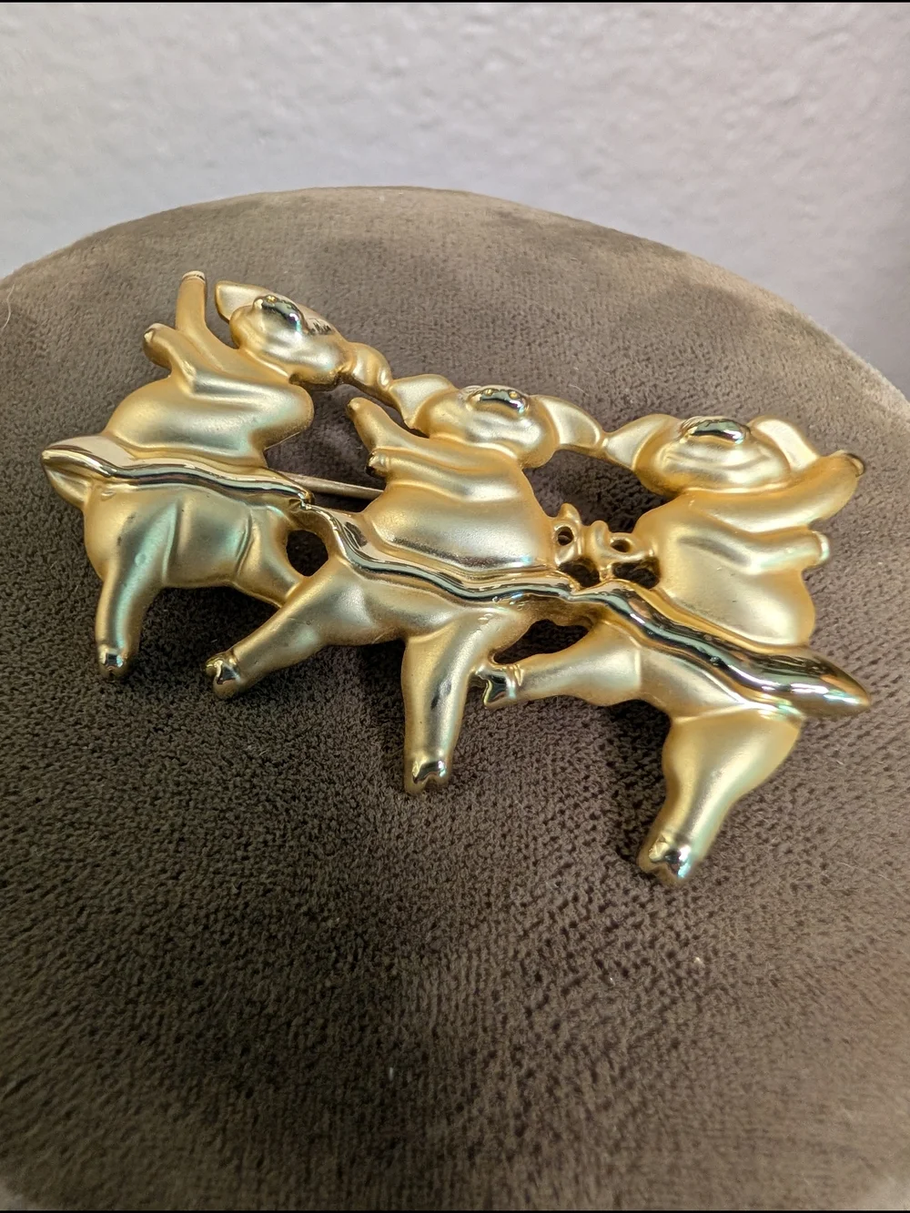 Vintage Vittorio Frosted Gold-tone Dancing Pig Trio Brooch Pin